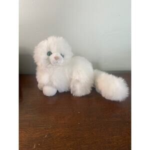 Vintage white persian Nikki cat plush toy russ berrie green eyes whiskers